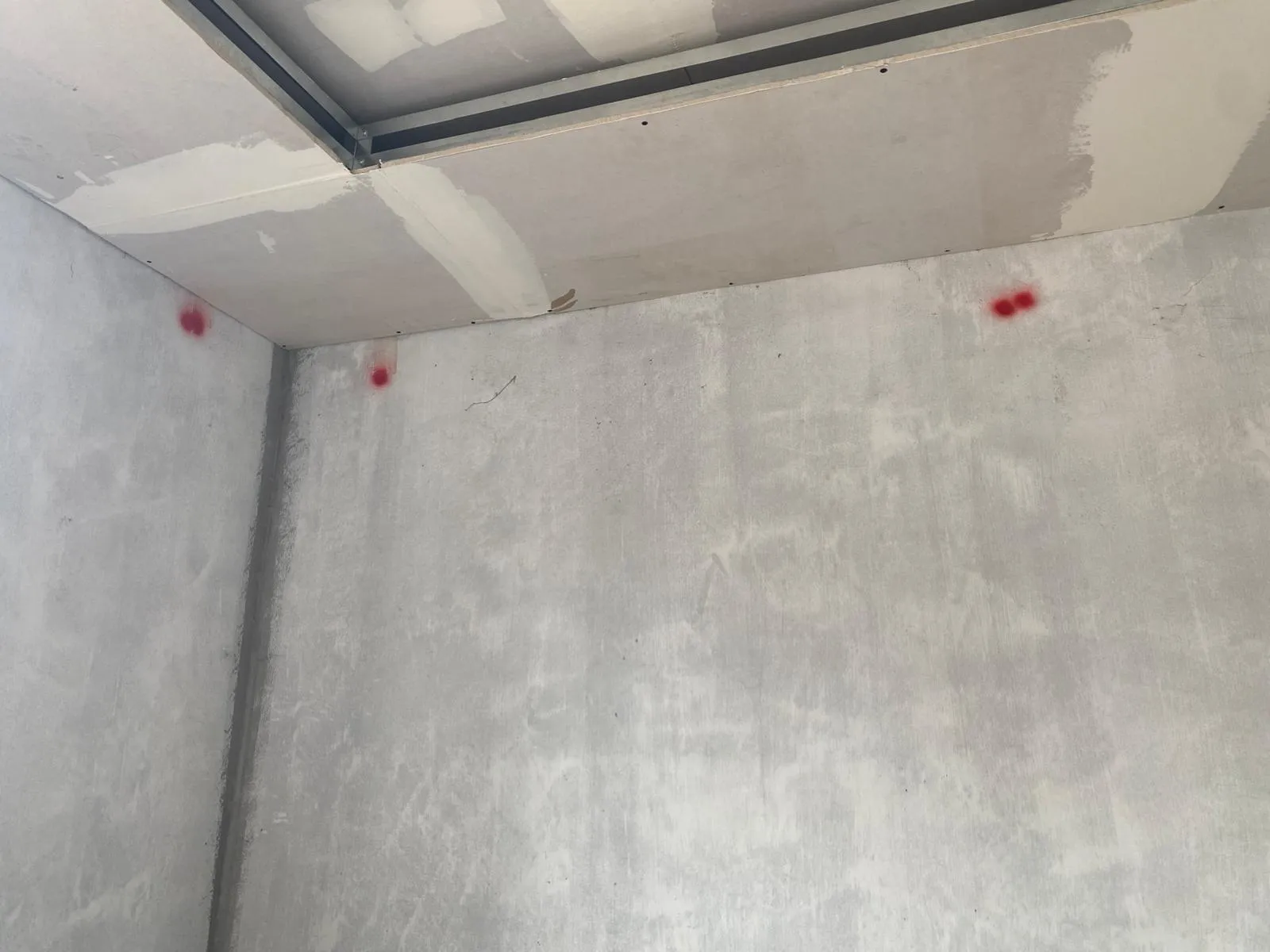 False ceiling joints and lighting points